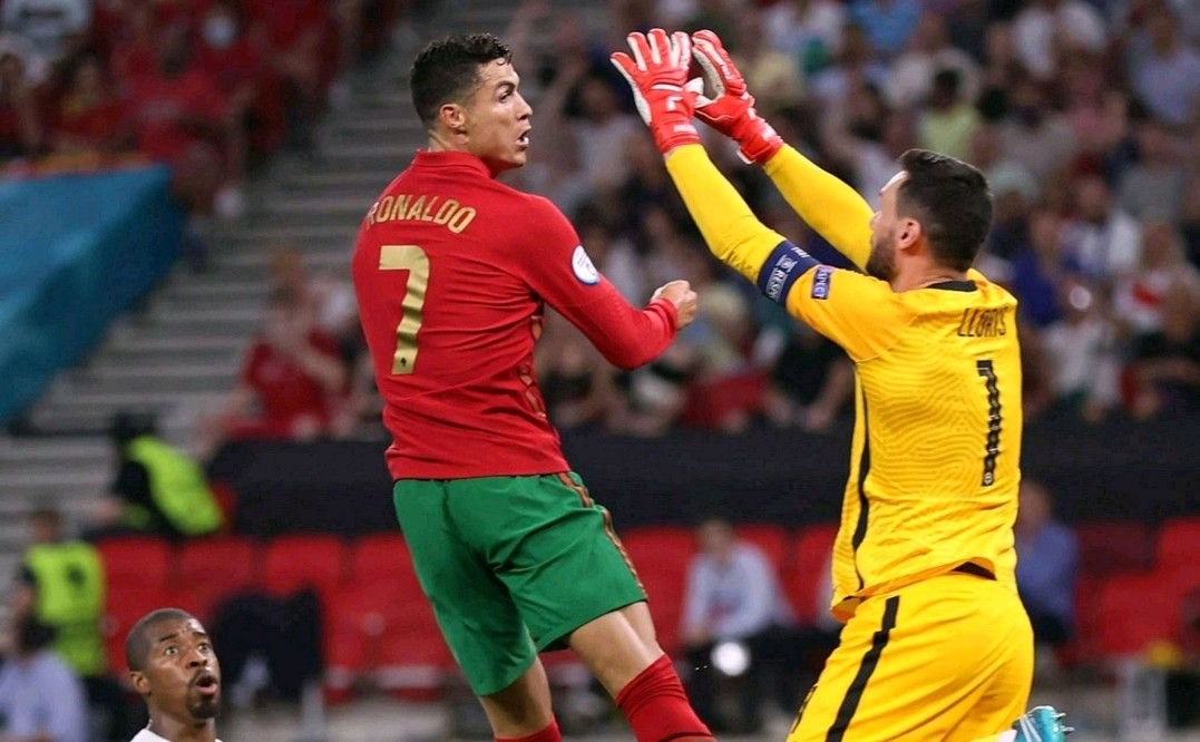 包含今夜山东男篮调整名单以备欧冠；门线救险环节打磨；信心回归；赛季目标并未改变的词条